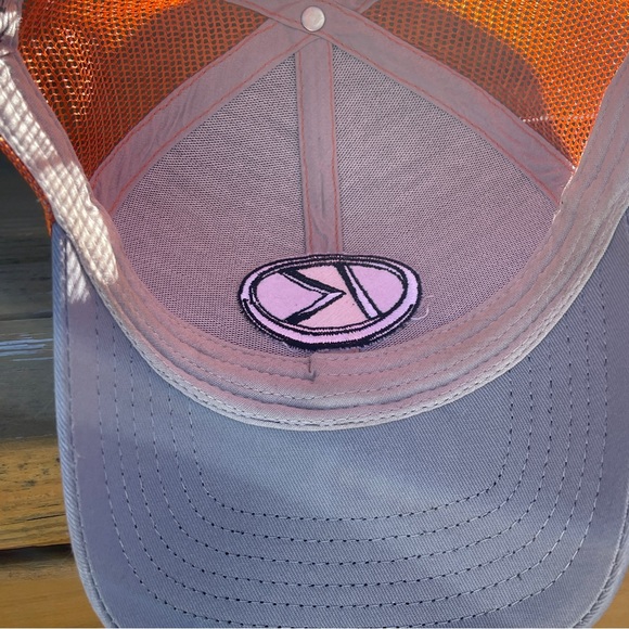 KUBOTA WINCHESTER EQUIPMENT COMPANY ORANGE GREY TRUCKER HAT - Picture 4 of 6